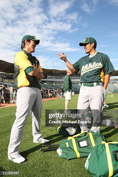 4 451 Athletics Kurt Suzuki Stock Photos High Res Pictures And Images