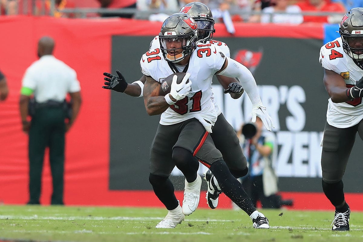 4 Bucs Make Pete Prisco S Top 100 Players List