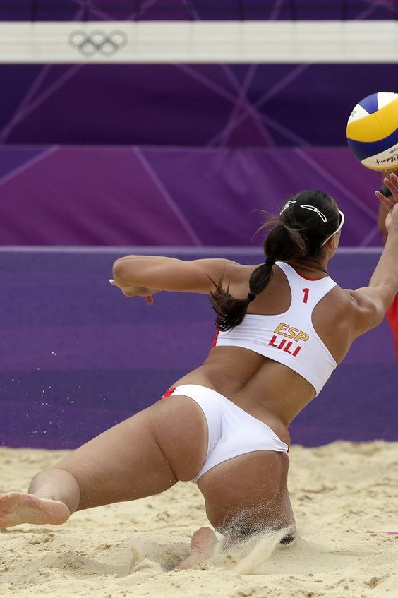 5 Expert Tips To Design The Ultimate Spain Beach Volleyball Team Today