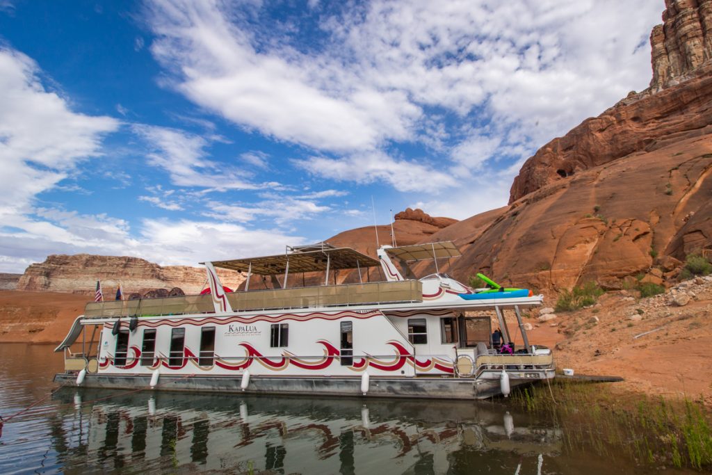 5 Pro Tips To Make Lake Powell Your Paradise Now