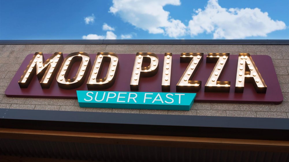 8 Mod Pizza Recipes: A Delicious Foodie Adventure