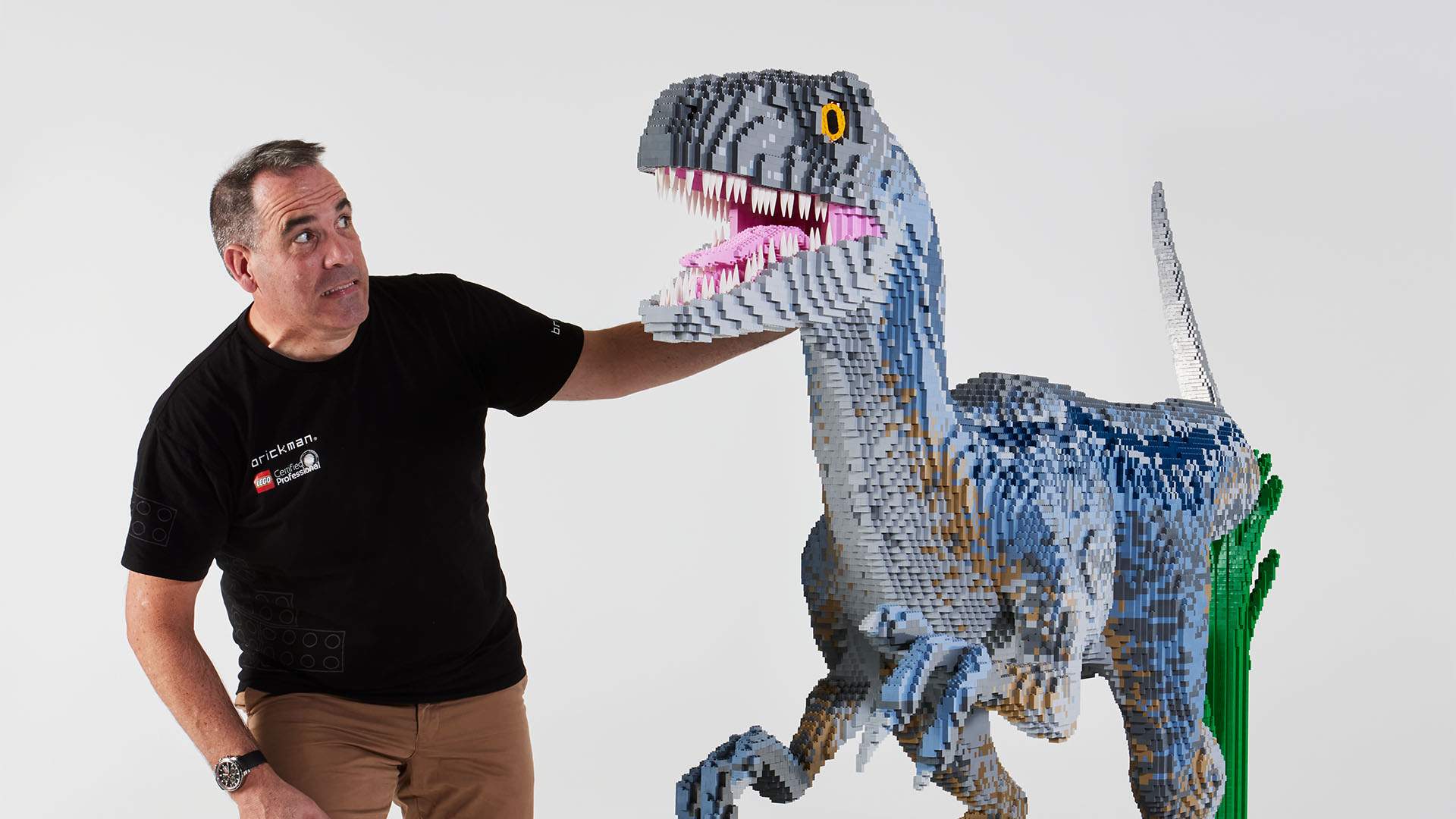 A Lego Exhibition That Recreates Jurassic World With Six Million Plus