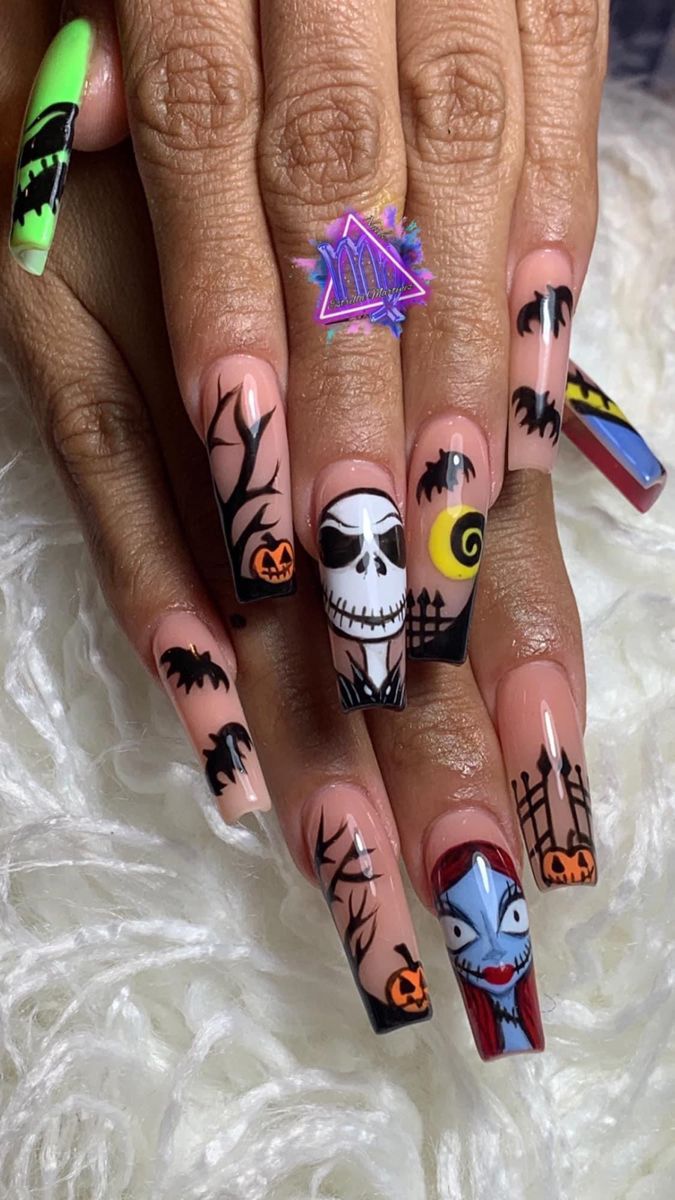 Beetlejuice Inspired In 2020 Horror Nails Halloween Acrylic Nails