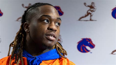 Boise State Star Ashton Jeanty Goes Viral As The Only Heisman Finalist