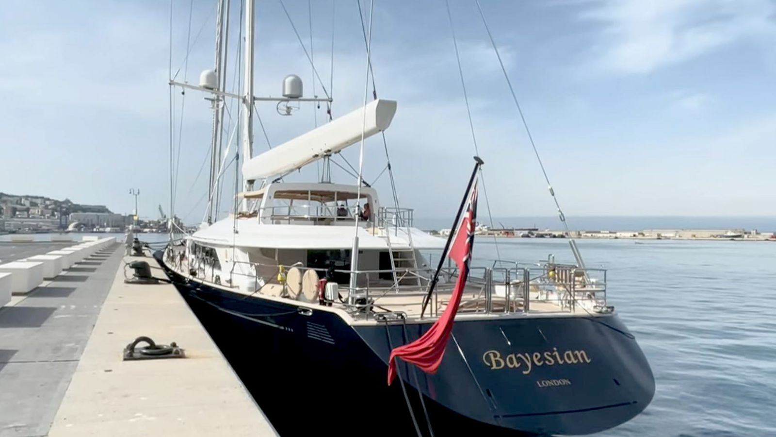 Builder Of Sunken Bayesian Sailing Yacht Sues The Owner S Widow For