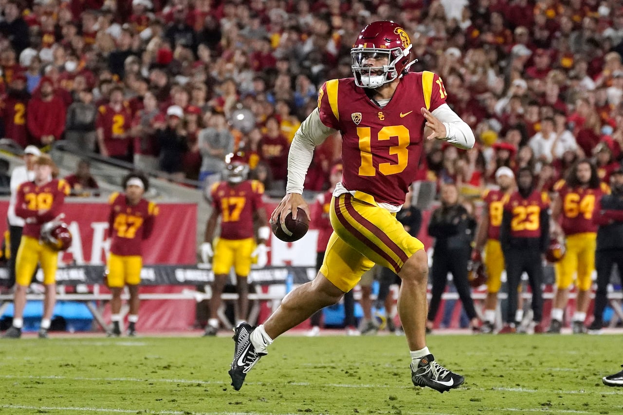 Caleb Williams Wins Heisman Trophy After Leading Turnaround At Usc