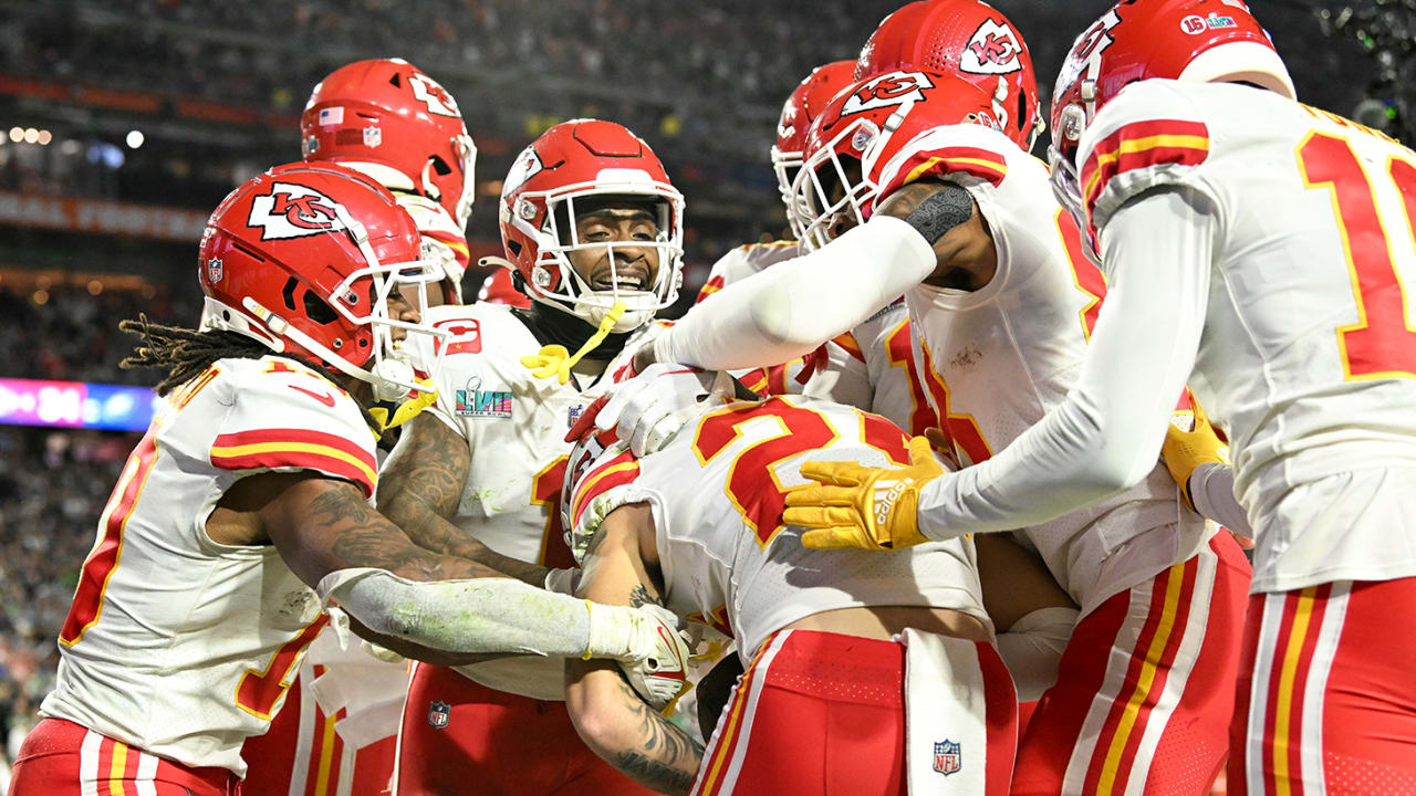 Chiefs Overcome 10 Point Halftime Deficit To Defeat Eagles Capture