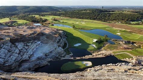 Cliffhangers Golf Course