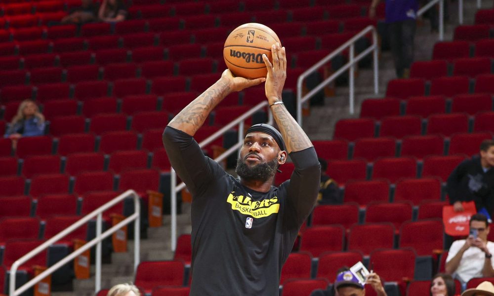 Darvin Ham Lakers Expect Lebron James Back At Some Point This Season