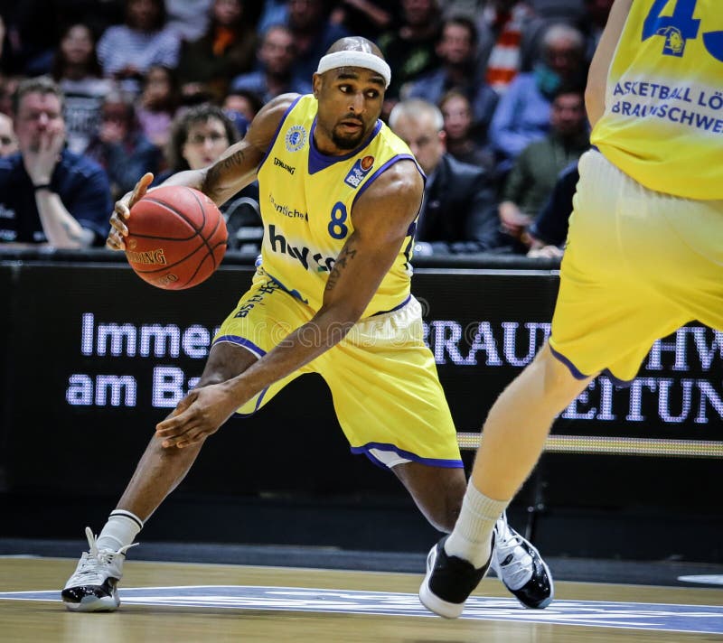 Deandre Lansdowne In Action During The German Basketball Bundesliga