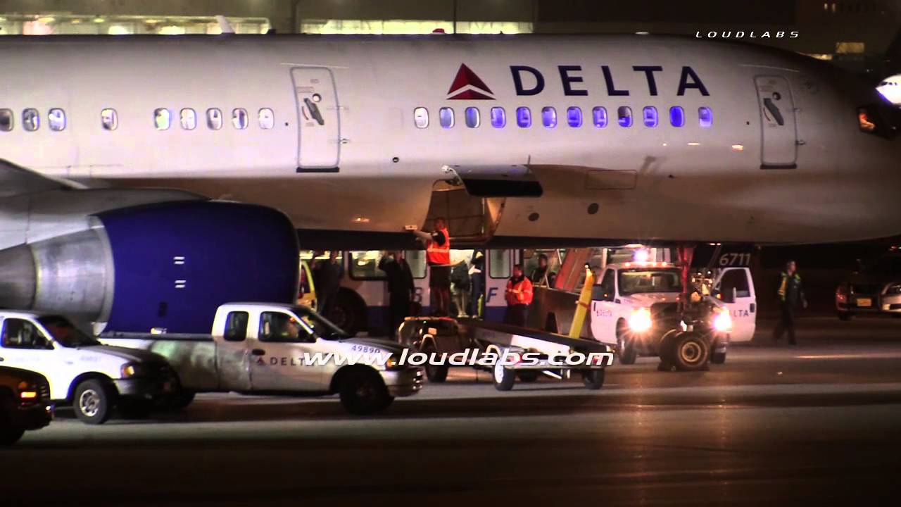 Delta Airlines Flight Emergency Landing