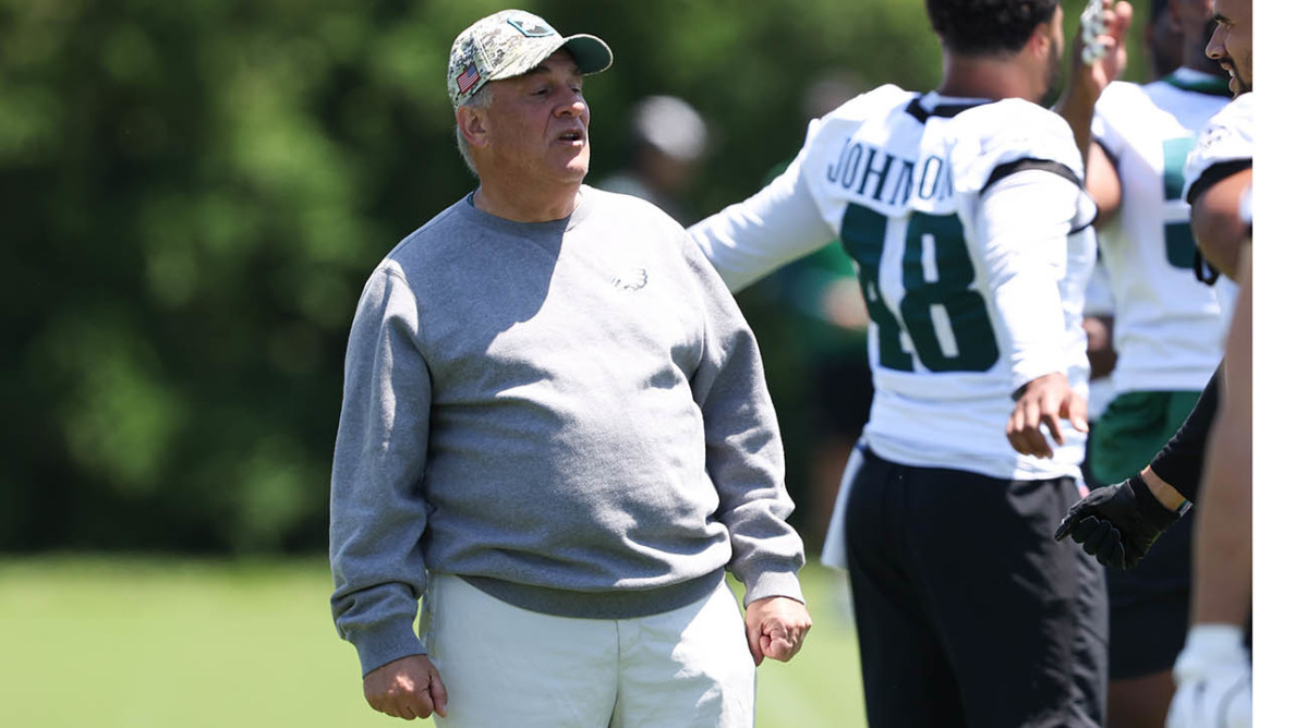 Eagles Vs Saints Observations Vic Fangio S Defense Dominates Dallas