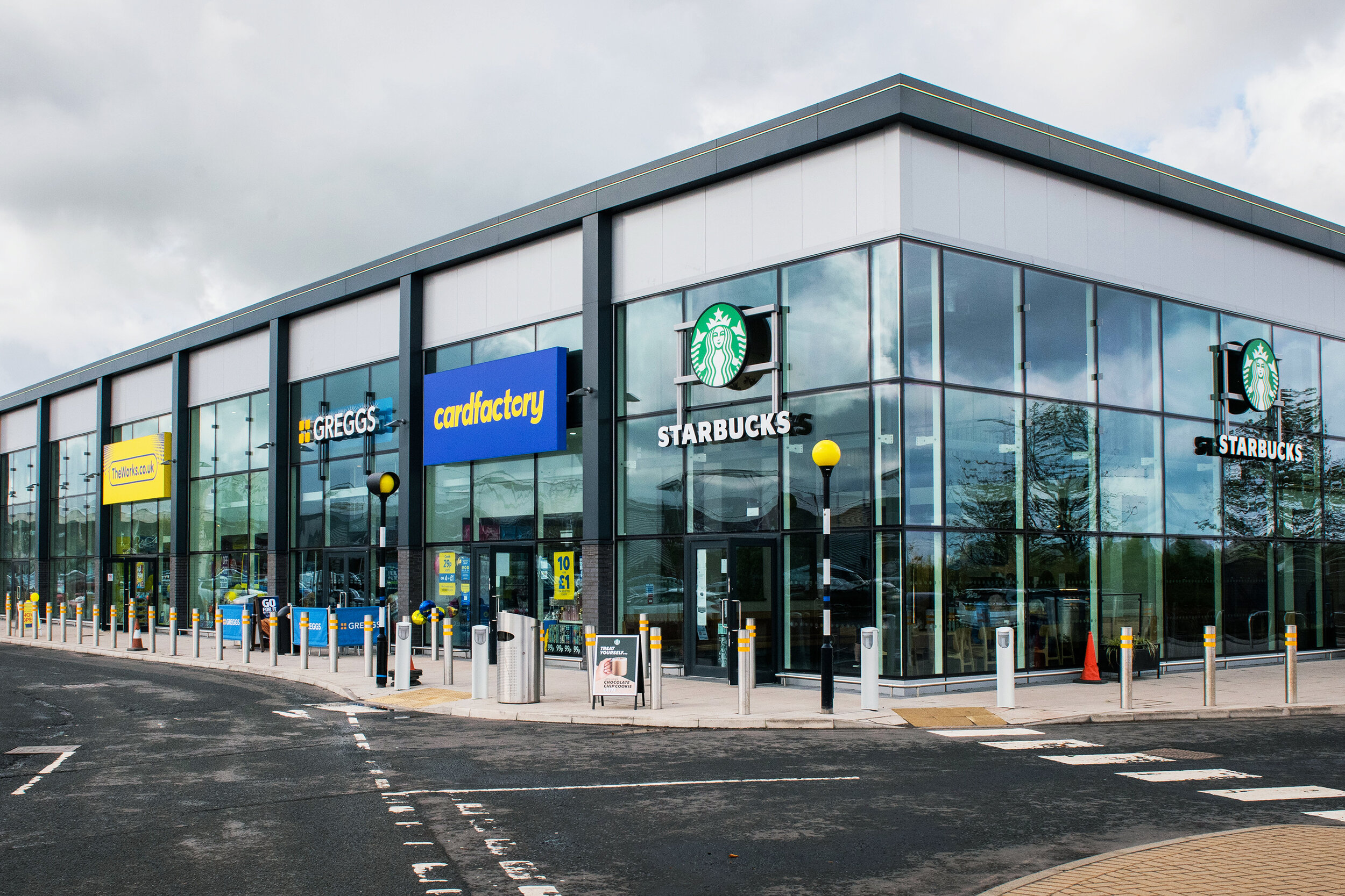 Five New Stores Open Their Doors At Straiton Retail Park Peel Retail