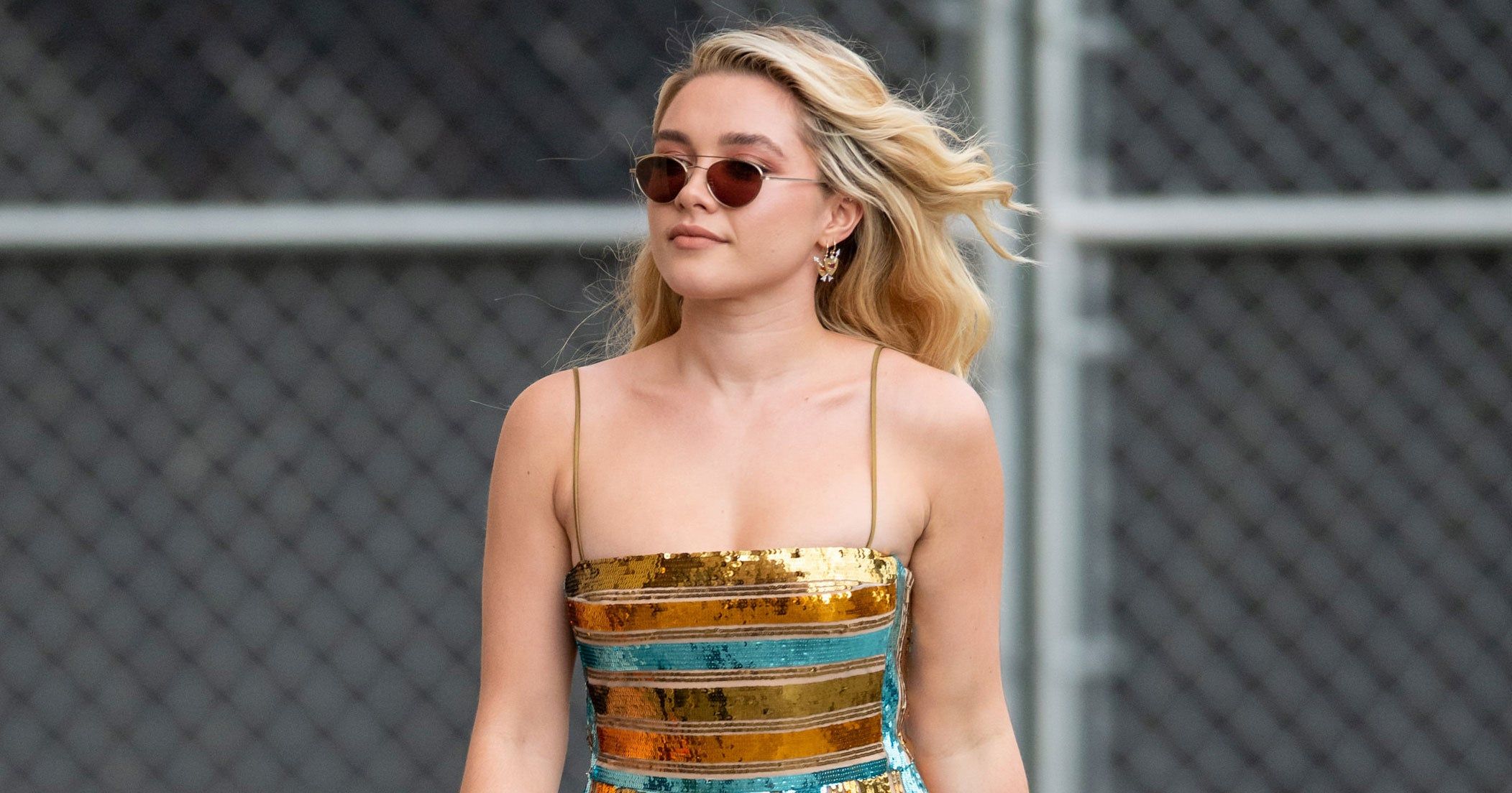 Florence Pugh In Sequins Tiny Sunglasses Is Our 2020 Mood Florence