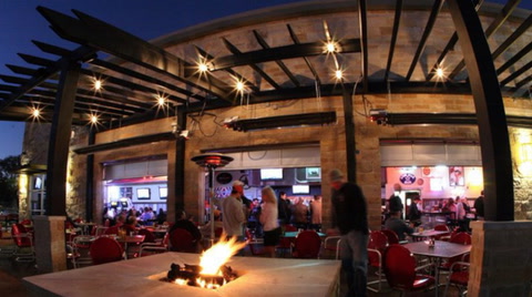 Houston S Best Patio Restaurants And Bars 10 Spots That Make Outdoor