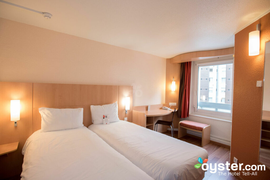 Ibis Paris Tour Eiffel Cambronne 15Eme Reviews Booking To See Eiffel