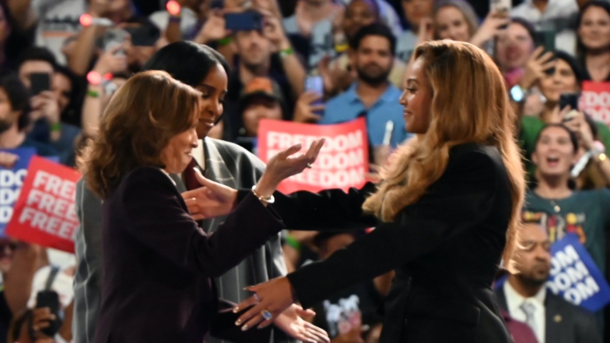 In Houston Beyonc Tritt Mit Kamala Harris Auf 1 1