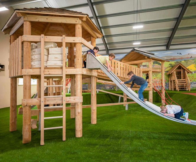 Indoor Play Barn Craigie S Farm Edinburgh Timberplay Esi