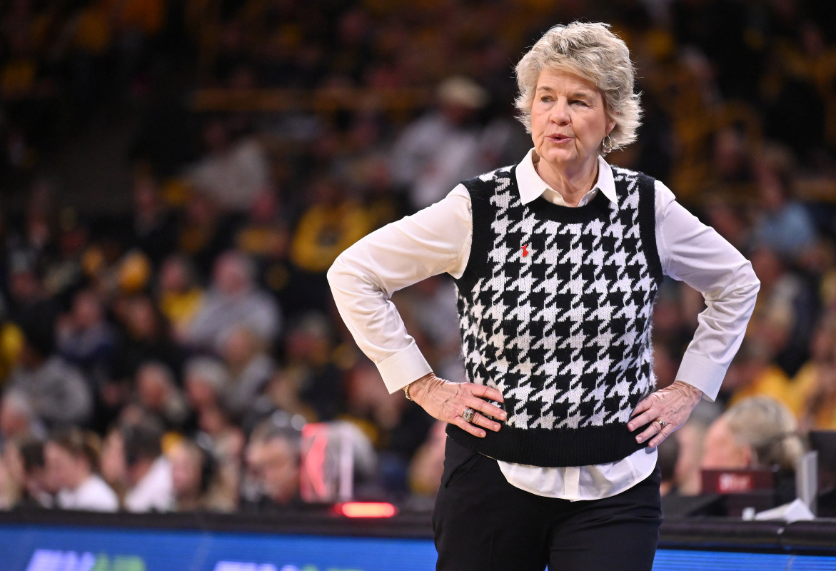 Iowa Women S Basketball Reacts To Landing Huge Transfer