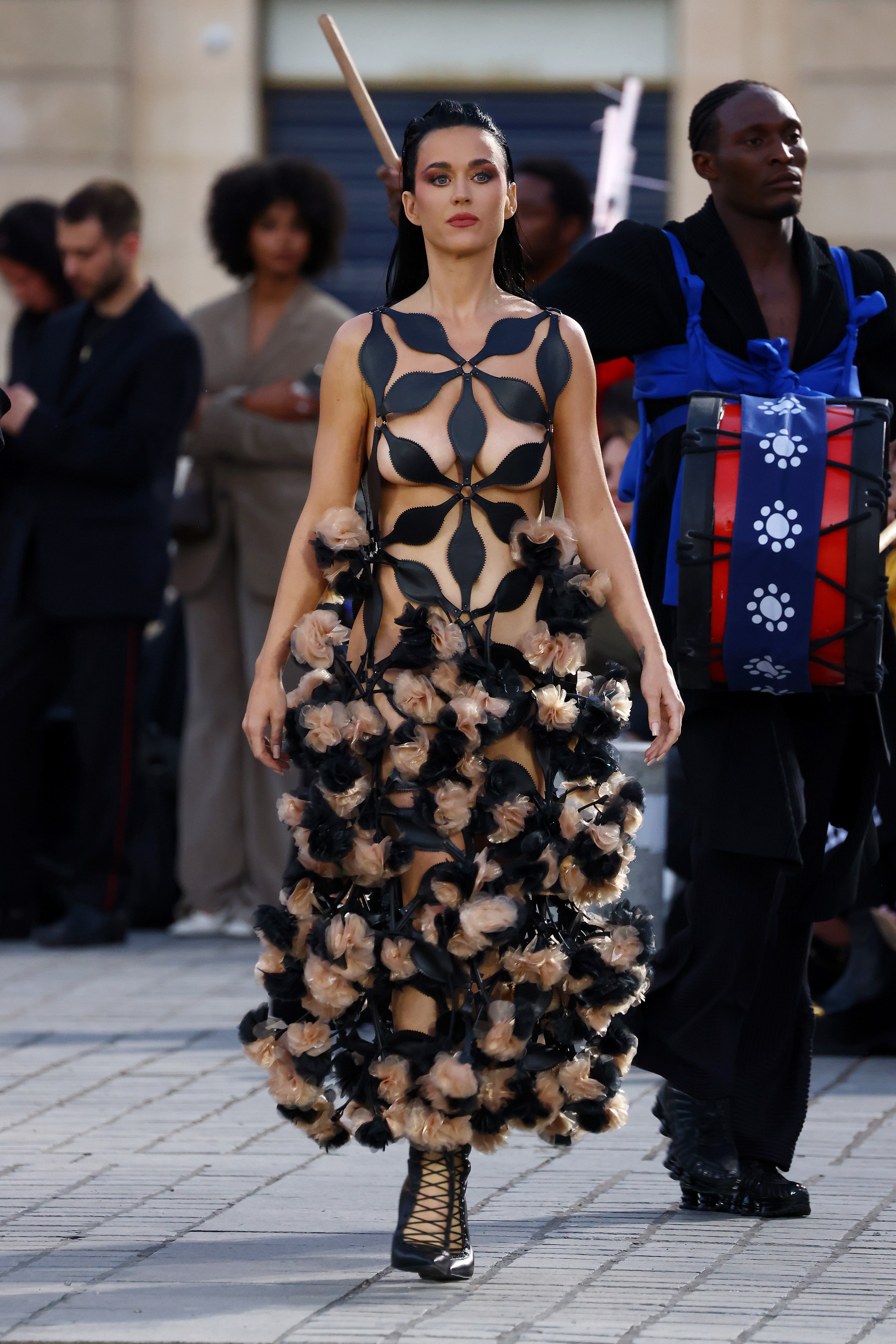 Katy Perry Wows In Daring Cut Out Gown At Vogue Fashion Show In Paris