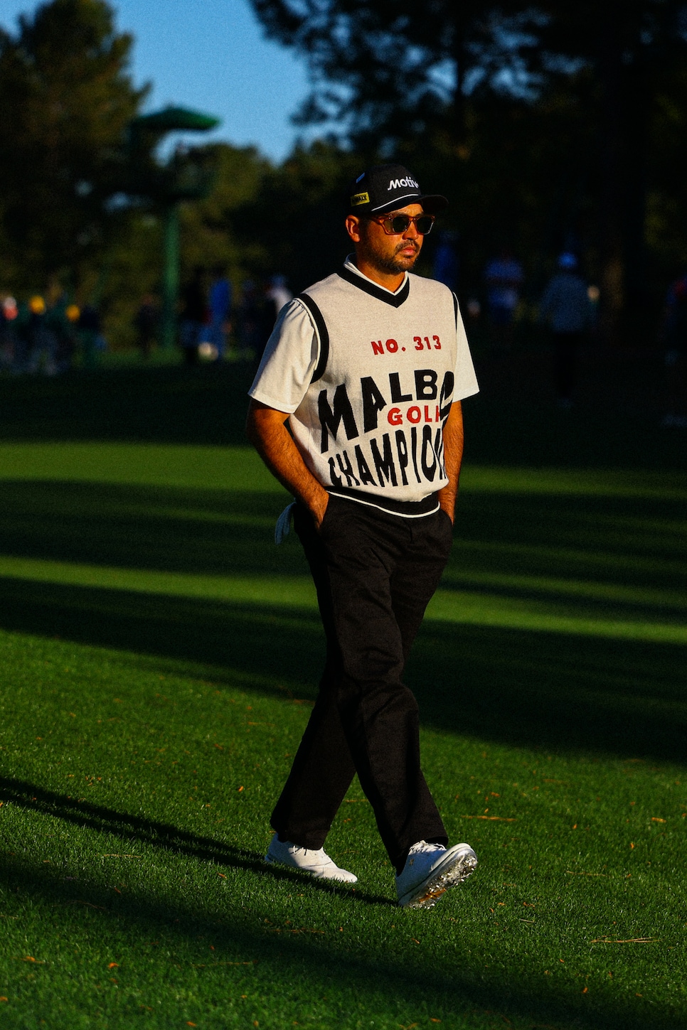 Masters 2024 Jason Day S Pants Choice Draws Jokes From Golf Fans