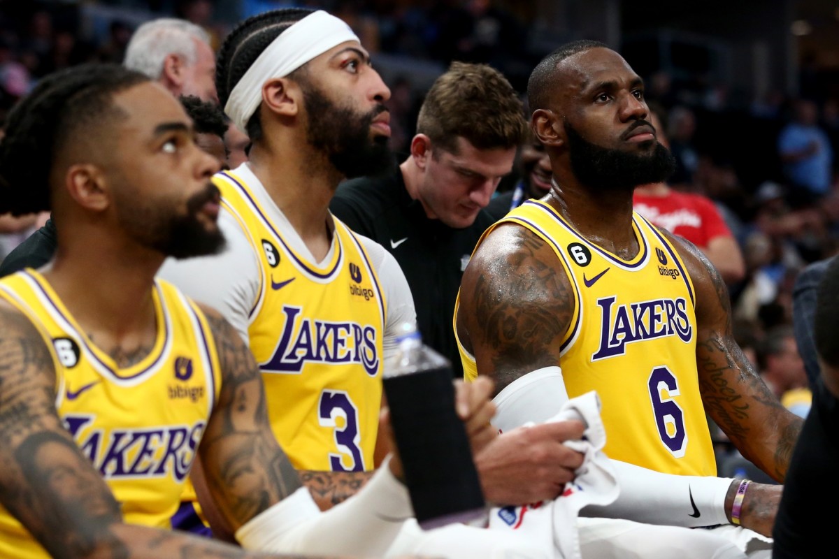 Mic D Up Exchange Between Lebron James D Lo Goes Viral After Lakers