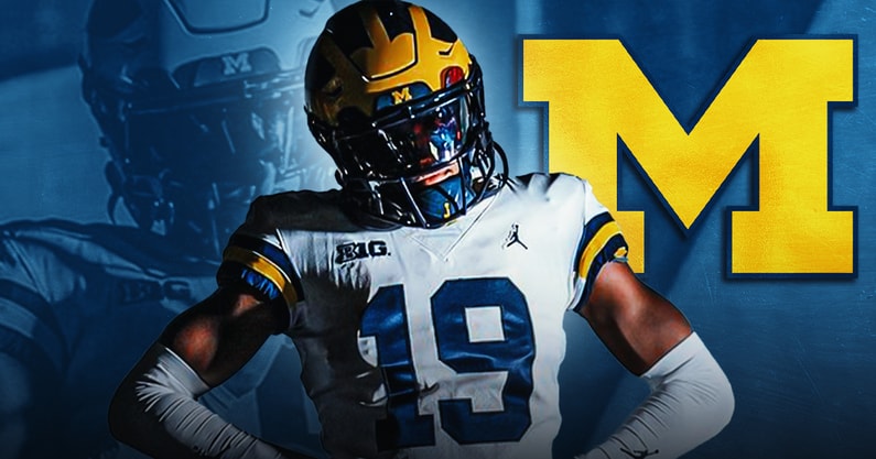 Michigan 5 Star Qb Commit Bryce Underwood Visits Michigan Photographed