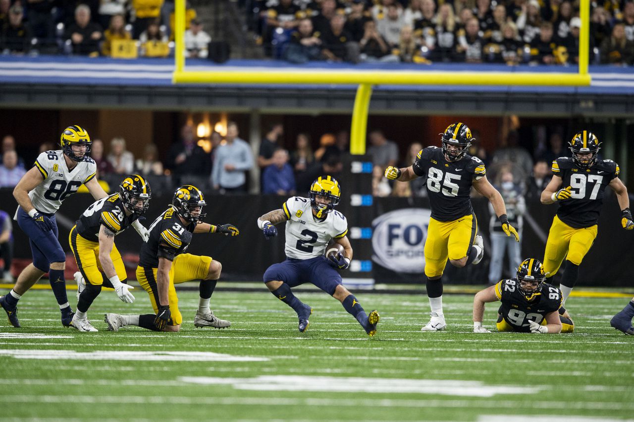 Michigan S Unstoppable Offense Vs Iowa S Unmovable Defense Mlive Com