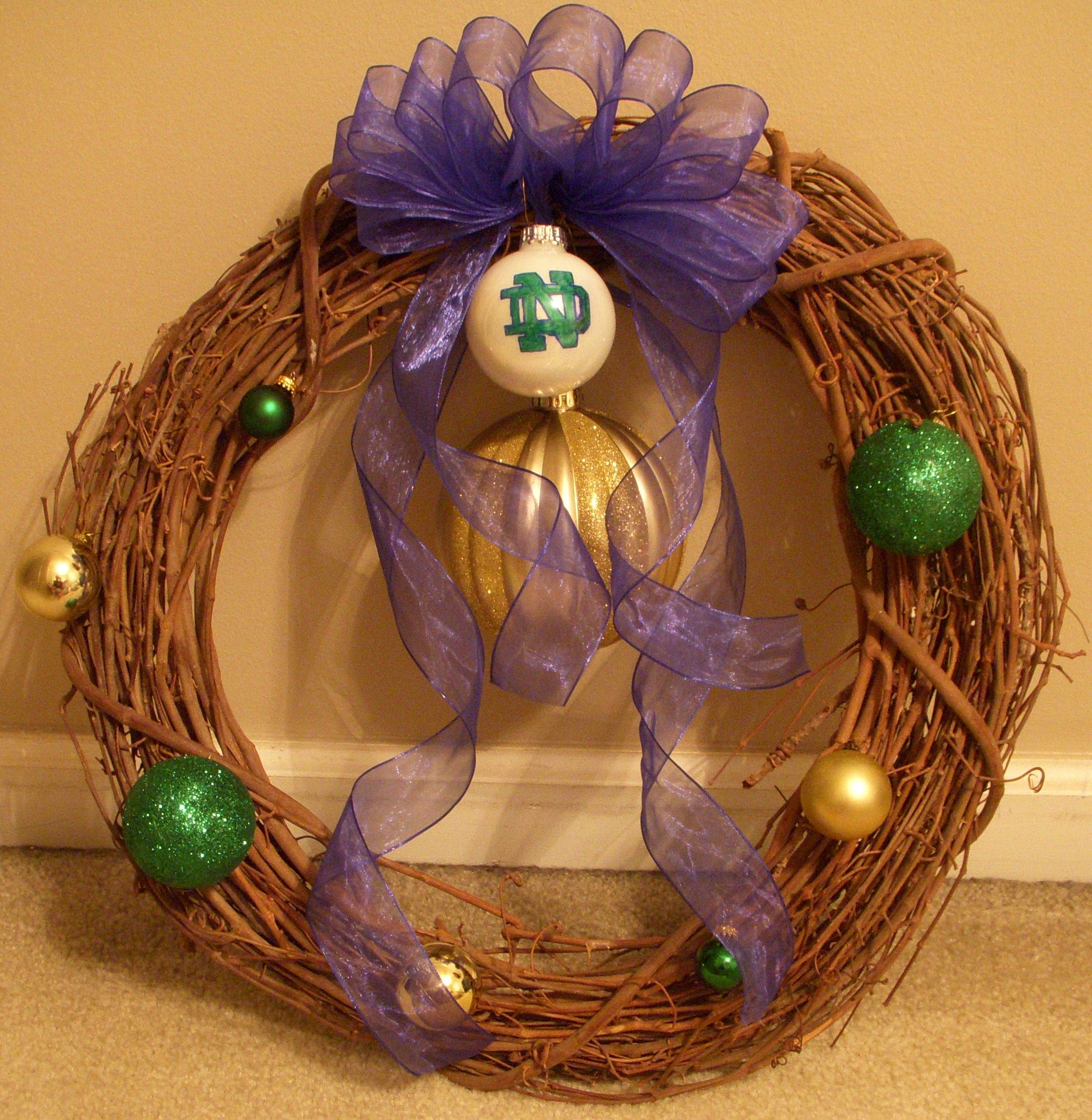 Notre Dame Wreath Www Facebook Com Wreathsthingsbyalicia Sports