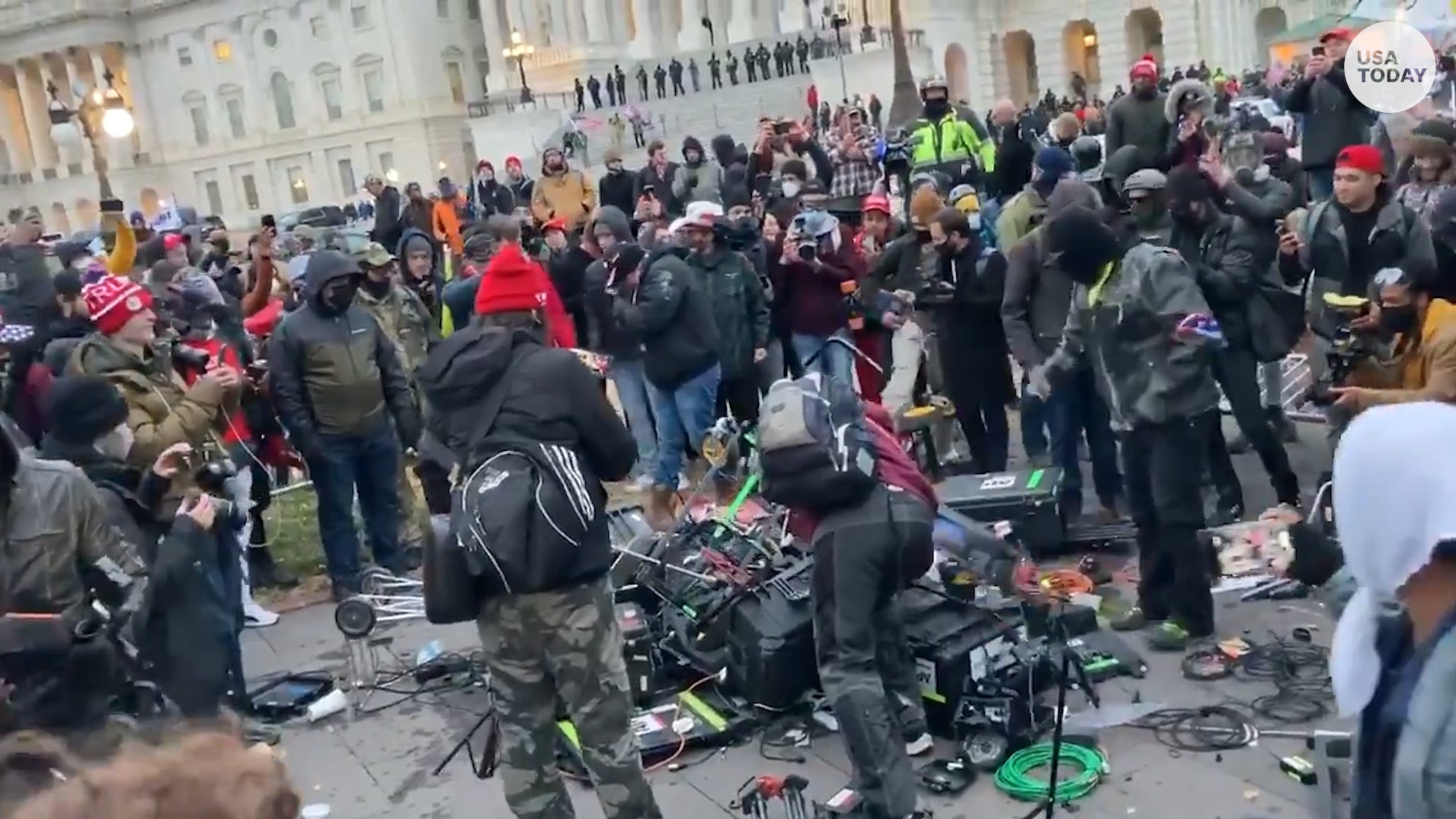 Photos Pro Trump Supporters Breach The Capitol Building Nbc New York