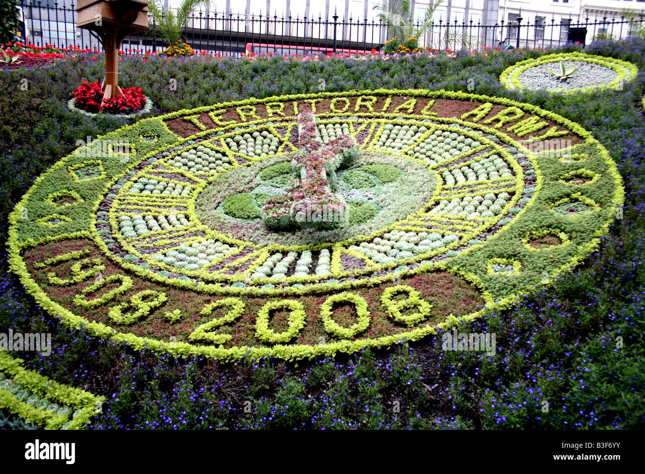 Princes Street Gardens Floral Clock Hi Res Stock Photography And Images