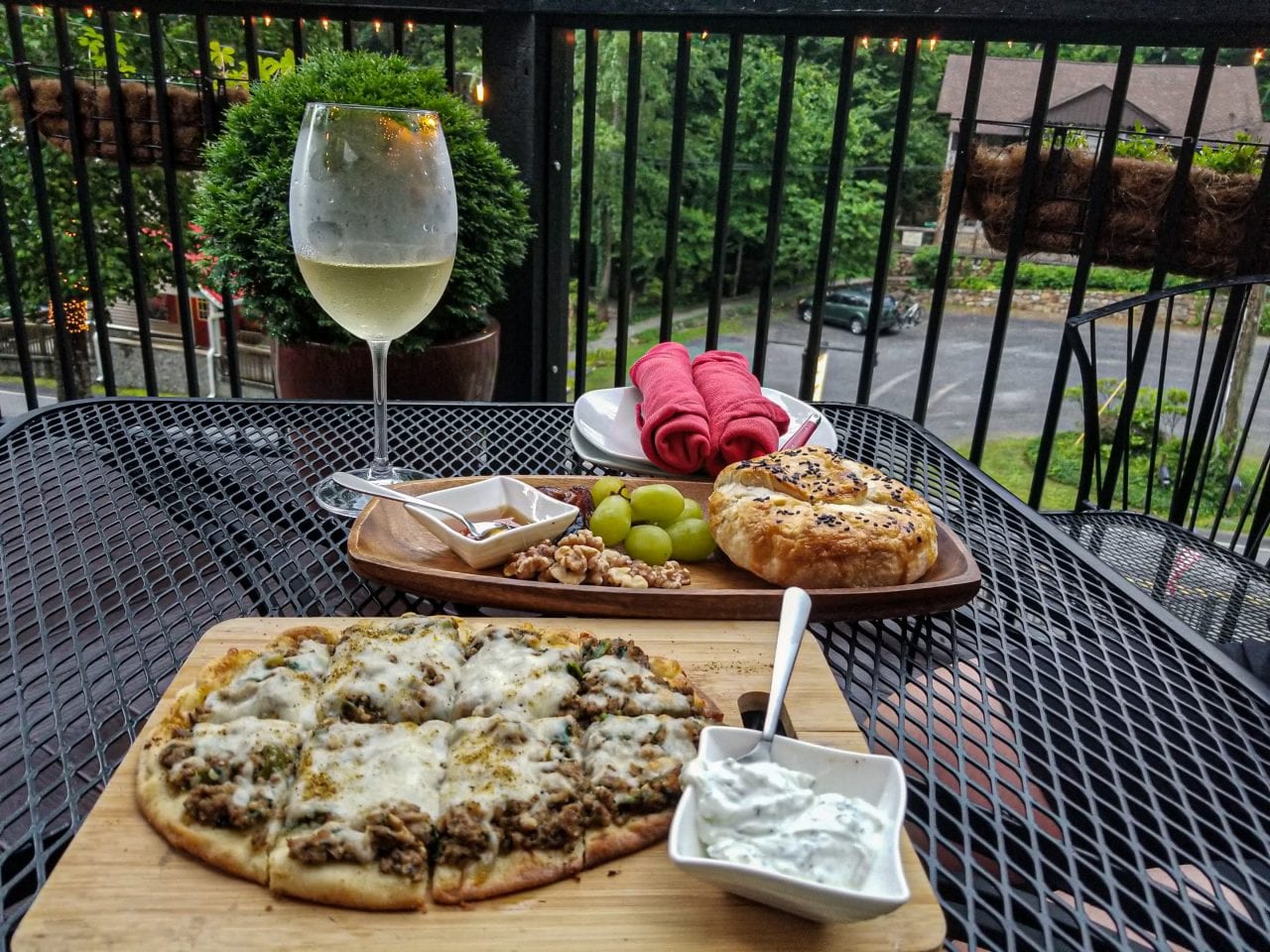 Red Oak Bistro Relax Gatlinburg