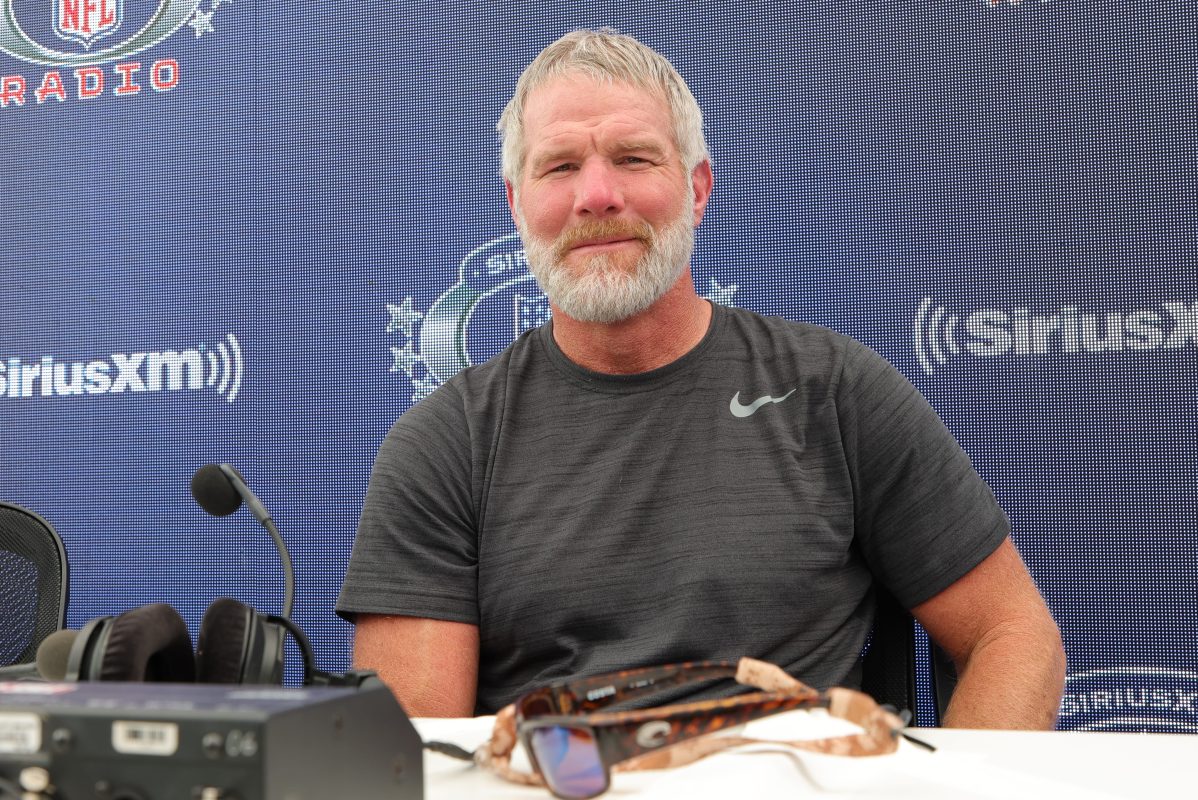 Revealing Brett Favre Net Worth 2024 A Financial Overview