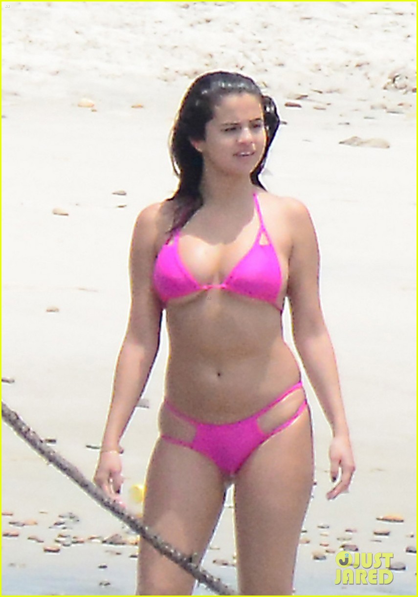 Selena Gomez Selena Gomez Bikini