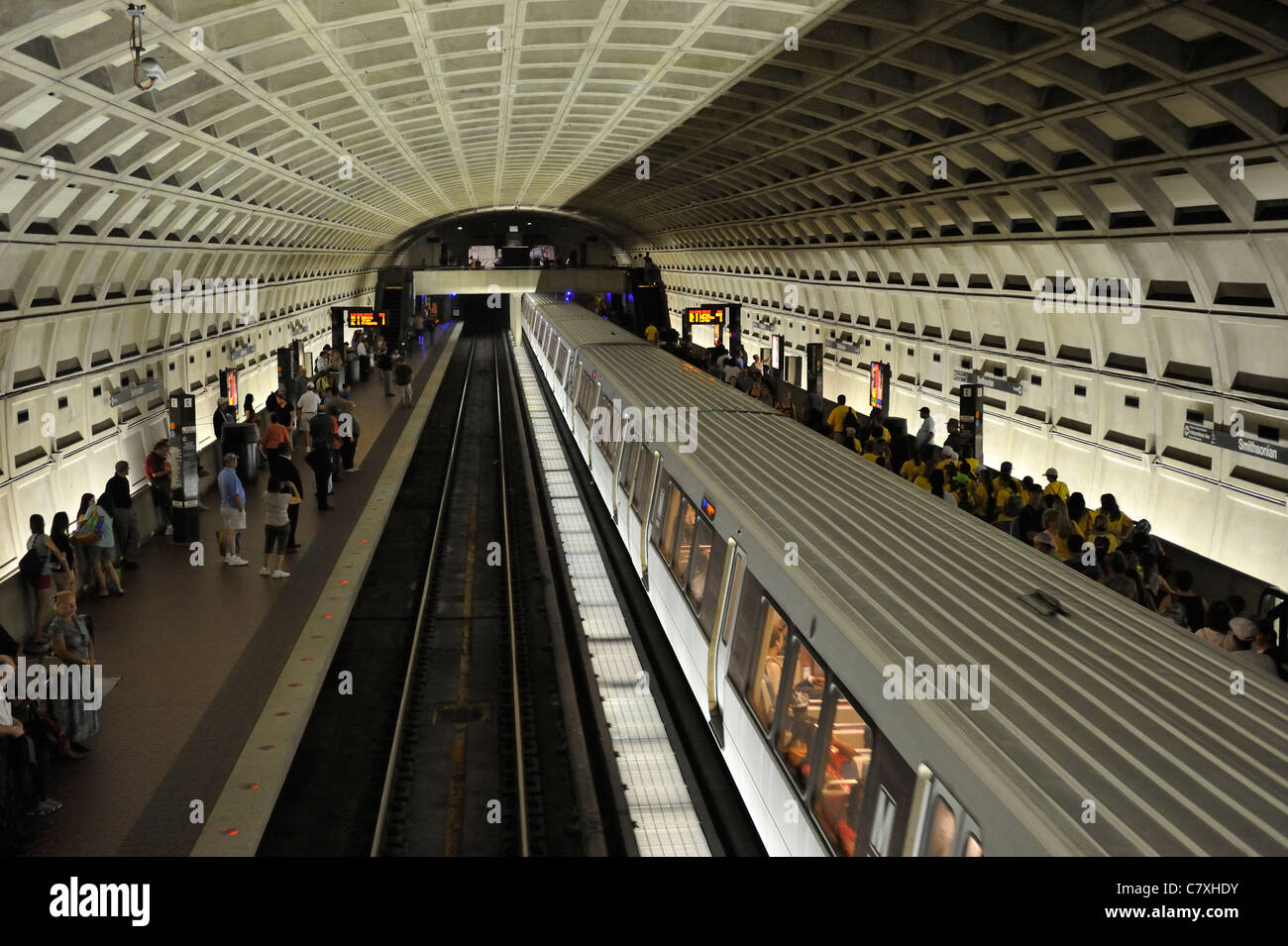 Smithsonian Metro Station Washington Dc Hi Res Stock Photography And