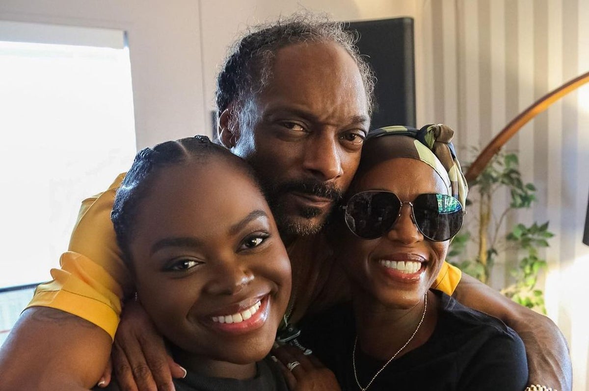 Snoop Dogg S Daughter Suffers Severe Stroke At Just 24