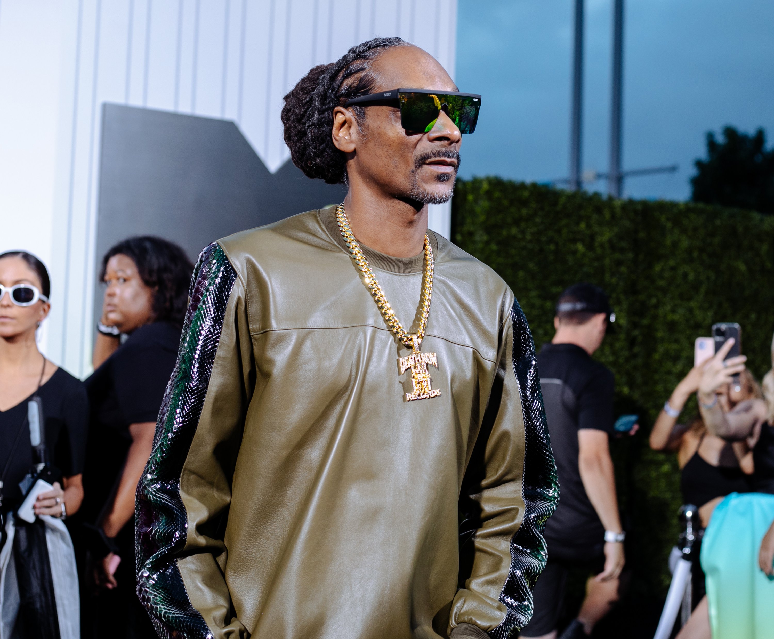 Snoop Dogg S Life Is Photographed By Black Panther Co Writer Haber