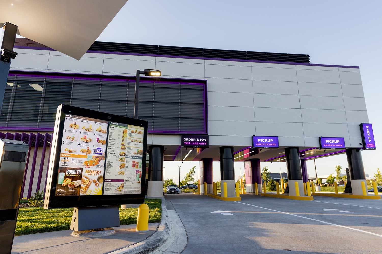 Taco Bell Opens First Drive Thru Of The Future