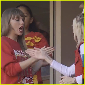 Taylor Swift Brittany Mahomes Celebrate Chiefs Touchdown With Secret