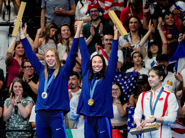 Torri Huske Gretchen Walsh Win Gold Silver In Women S 100 Butterfly