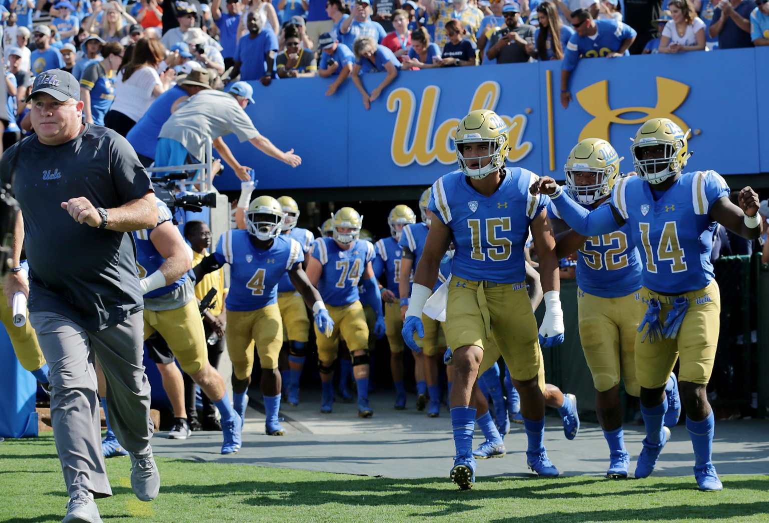 Ucla Vs Usc Rivalry Revives Bruins Lackluster Season Orange County