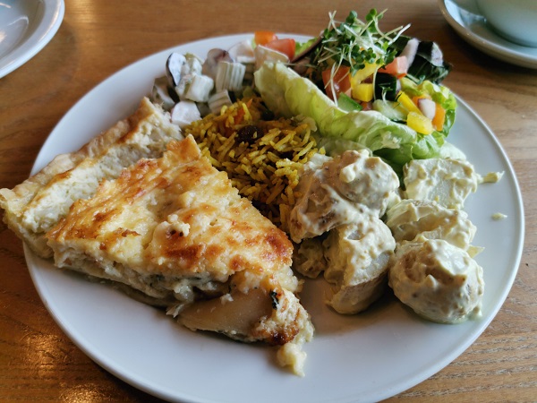 Udder Room Cafe Farrington S Farm Shop Review Breaks And Bites