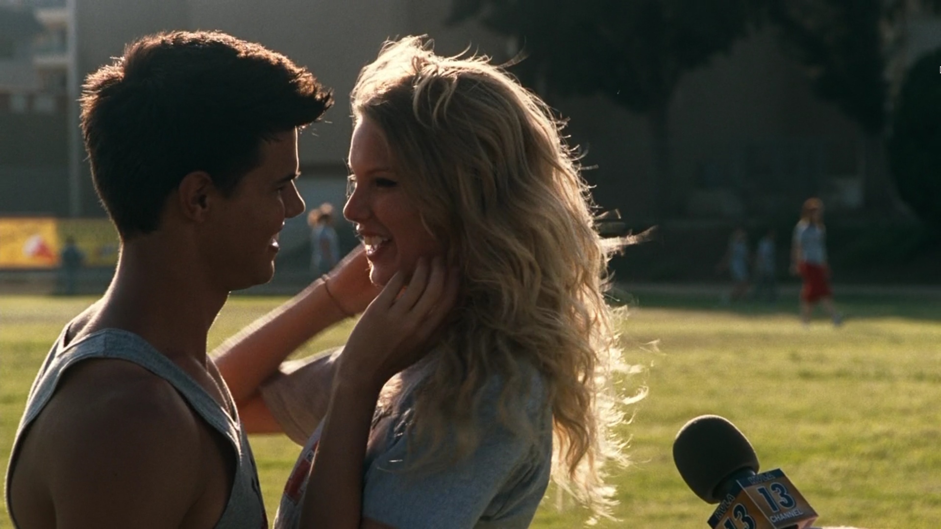 Valentine S Day Taylor Lautner And Taylor Swift Image 14698090 Fanpop