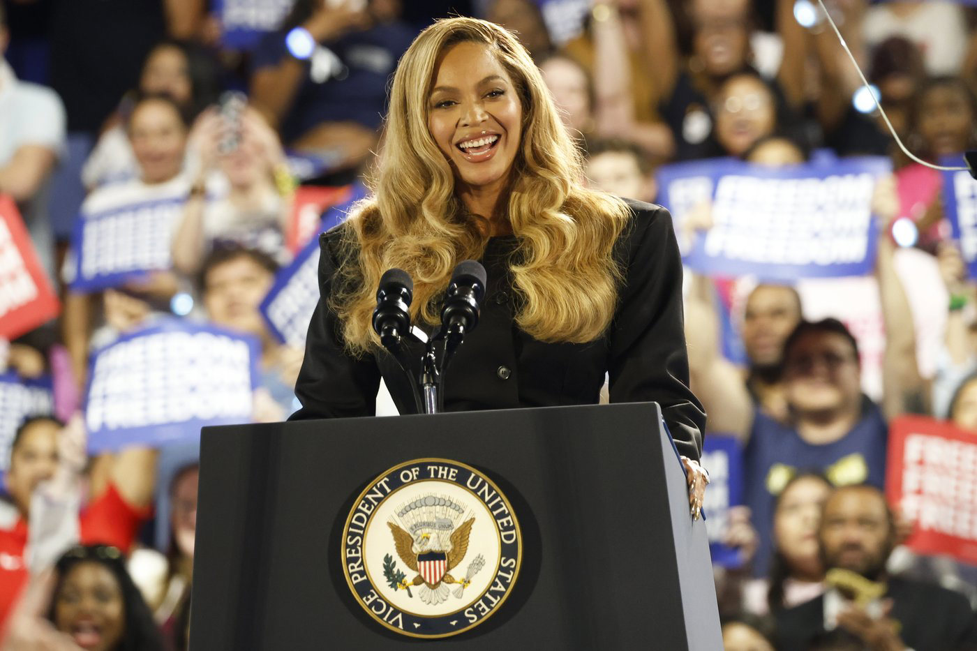 Watch Beyonc Deliver Powerful Speech At Kamala Harris Houston Rally