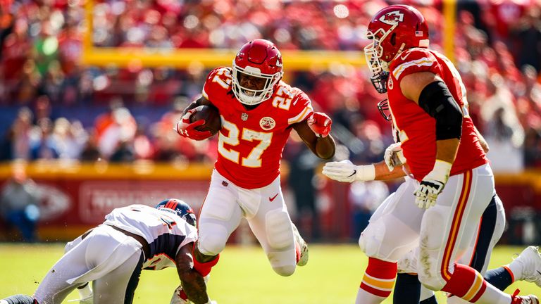 Watch Kareem Hunt Hurdles For Kansas City Chiefs Touchdown Nfl News