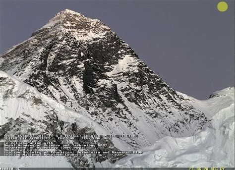 World S Highest Webcam Installed Atop Mount Everest Live Science